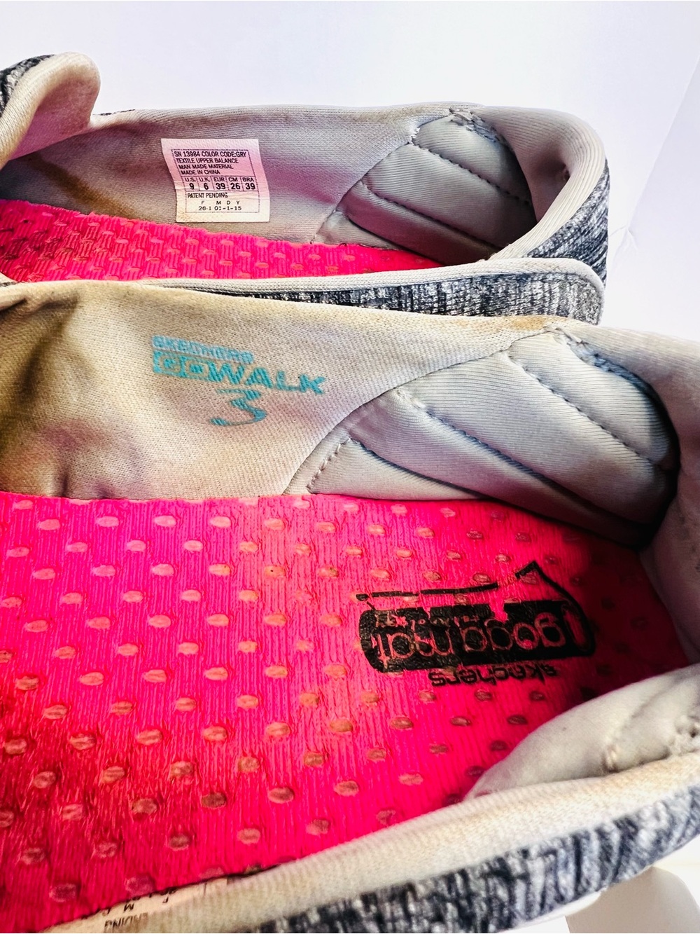 Skechers GoWalk 3 Slip On Shoes Size 9 Grey Pink Goga Mat Walking Sneakers - Picture 6 of 11